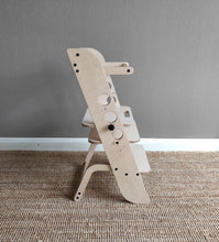Įkelti vaizdą į galerijos rodinį, Montessori bokštelis - virtuvės pagalbininkas - aukšta maitinimo kėdutė