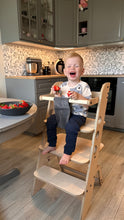 Įkelti vaizdą į galerijos rodinį, Montessori bokštelis - virtuvės pagalbininkas - aukšta maitinimo kėdutė