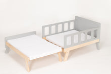 Įkelti vaizdą į galerijos rodinį, Lova auganti su vaiku (+čiužinys)