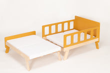 Įkelti vaizdą į galerijos rodinį, Lova auganti su vaiku (+čiužinys)