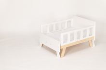 Įkelti vaizdą į galerijos rodinį, Lova auganti su vaiku (+čiužinys)