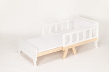 Įkelti vaizdą į galerijos rodinį, Lova auganti su vaiku (+čiužinys)