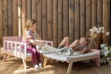 Įkelti vaizdą į galerijos rodinį, Lova auganti su vaiku (+čiužinys)
