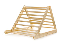 Įkelti vaizdą į galerijos rodinį, MONTESSORI BALANSAVIMO LAIPTELIAI - PIKLER LAIPIOJIMO TRIKAMPIS 80 CM SU DVIPUSE ČIUOŽYKLA
