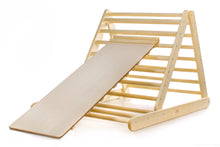 Įkelti vaizdą į galerijos rodinį, MONTESSORI BALANSAVIMO LAIPTELIAI - PIKLER LAIPIOJIMO TRIKAMPIS 80 CM SU DVIPUSE ČIUOŽYKLA