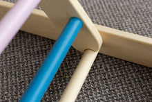 Įkelti vaizdą į galerijos rodinį, MONTESSORI BALANSAVIMO LAIPTELIAI - PIKLER LAIPIOJIMO TRIKAMPIS 80 CM SU DVIPUSE ČIUOŽYKLA