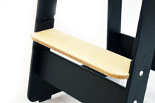 Įkelti vaizdą į galerijos rodinį, VIRTUVĖS PAGALBINIS BOKŠTELIS SU VAIKO VARDO GRAVIRAVIMU