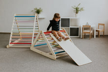 Įkelti vaizdą į galerijos rodinį, MONTESSORI BALANSAVIMO LAIPTELIAI - PIKLER LAIPIOJIMO TRIKAMPIS 80 CM SU DVIPUSE ČIUOŽYKLA
