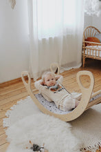 Įkelti vaizdą į galerijos rodinį, MEDINĖS SŪPUOKLĖS