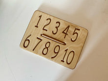 Įkelti vaizdą į galerijos rodinį, MONTESSORI SKAIČIŲ LENTA