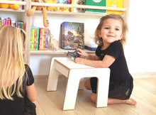 Įkelti vaizdą į galerijos rodinį, STALAS SU KĖDUTE