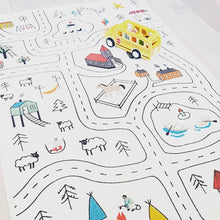 Įkelti vaizdą į galerijos rodinį, KILIMAS „MAŽASIS NUOTYKIŲ IEŠKOTOJAS"