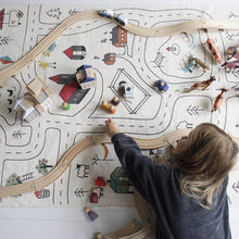 Įkelti vaizdą į galerijos rodinį, KILIMAS „MAŽASIS NUOTYKIŲ IEŠKOTOJAS"