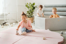 Įkelti vaizdą į galerijos rodinį, Žaidimų kilimėlis "Debesėlis"