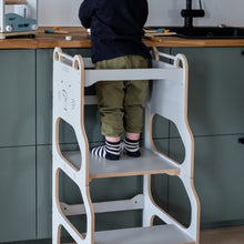 Įkelti vaizdą į galerijos rodinį, MONTESSORI VIRTUVĖS BOKŠTELIS - STALAS TRANSFORMERIS