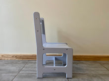 Įkelti vaizdą į galerijos rodinį, VAIKIŠKAS STALAS SU KĖDĖMIS