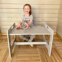 Įkelti vaizdą į galerijos rodinį, VAIKIŠKAS STALAS SU KĖDĖMIS