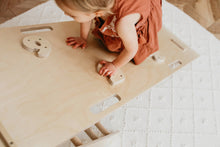 Įkelti vaizdą į galerijos rodinį, PIKLER TRIKAMPIS - BALANSAVIMO LAIPTELIAI + ČIUOŽYKLA (2IN1)