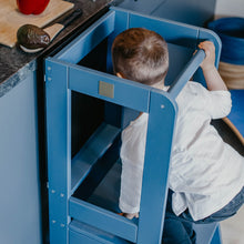 Įkelti vaizdą į galerijos rodinį, VIRTUVĖS BOKŠTELIS SU PIEŠIMO LENTA