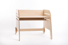 Įkelti vaizdą į galerijos rodinį, STALO IR KĖDĖS KOMPLEKTAS "RATAI"