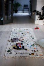 Įkelti vaizdą į galerijos rodinį, KILIMAS „NUOTYKIAI"