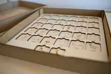 Įkelti vaizdą į galerijos rodinį, DĖLIONĖ "ABĖCĖLĖ"