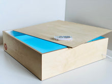 Įkelti vaizdą į galerijos rodinį, ŠVIESOS STALAS SU DANGČIU