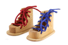 Įkelti vaizdą į galerijos rodinį, Batraiščių vėrimo žaislas