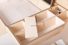 Įkelti vaizdą į galerijos rodinį, REGULIUOJAMAS MONTESSORI VAIKIŠKAS STALAS