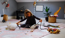 Įkelti vaizdą į galerijos rodinį, KILIMAS „GULBĖS"