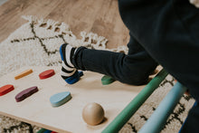 Įkelti vaizdą į galerijos rodinį, MONTESSORI PIKLER LAIPIOJIMO TRIKAMPIS - BALANSAVIMO LAIPTELIAI