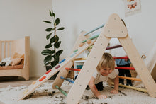 Įkelti vaizdą į galerijos rodinį, MONTESSORI PIKLER LAIPIOJIMO TRIKAMPIS - BALANSAVIMO LAIPTELIAI