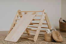 Įkelti vaizdą į galerijos rodinį, MONTESSORI PIKLER LAIPIOJIMO TRIKAMPIS - BALANSAVIMO LAIPTELIAI