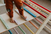 Įkelti vaizdą į galerijos rodinį, PIKLER LAPIOJIMO TRIKAMPIO IR ARKOS BALANSAVIMO PLATFORMA