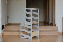 Įkelti vaizdą į galerijos rodinį, 3in1 - VIRTUVĖS PAGALBINIS BOKŠTELIS - STALAS - ČIUOŽYKLA TRANSFORMERIS