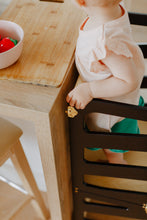 Įkelti vaizdą į galerijos rodinį, 3in1 - VIRTUVĖS PAGALBINIS BOKŠTELIS - STALAS - ČIUOŽYKLA TRANSFORMERIS