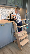 Įkelti vaizdą į galerijos rodinį, Montessori bokštelis - virtuvės pagalbininkas - aukšta maitinimo kėdutė
